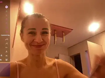 Adult Webcams with Crystallana - Stripchat