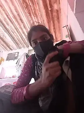 Live Sex Cam with Naughty_Seema - Stripchat