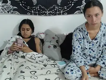 Private Sex Chat with abby_n_emily - Stripchat