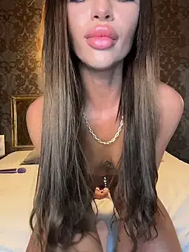 Nude Webcam with DirtyDebby - Stripchat