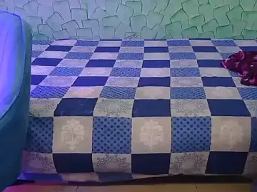 Live Sex Cam with its-nayera - Stripchat