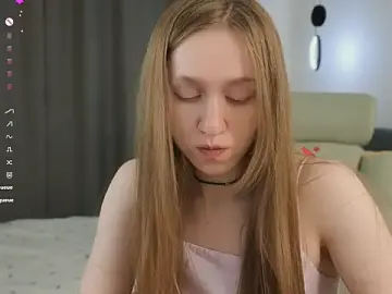 Best Webcam with mowalova - Stripchat