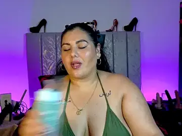 Live Porn with AndreaKinky - Stripchat