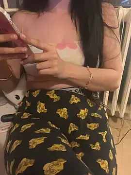 Sex Cam with LaPetitechienne1 - Stripchat