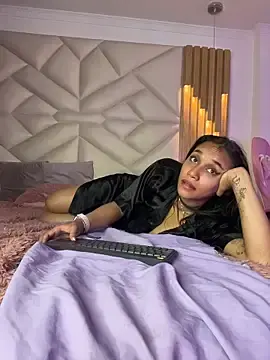 Sex Chat with coraline_vera - Stripchat