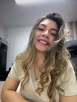 Nude Webcam with alicee16 - Stripchat