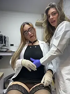 Free Porn Cam with alicee16 - Stripchat