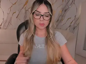 Sex Cam with ChloePreston_ - Stripchat