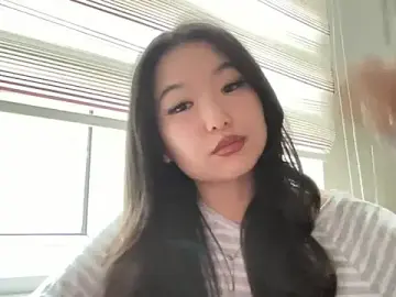 Live Sex with EmmaLeexth - Stripchat