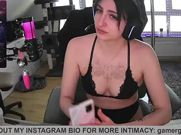 Live Sex with Gamergirl-Linela - Stripchat