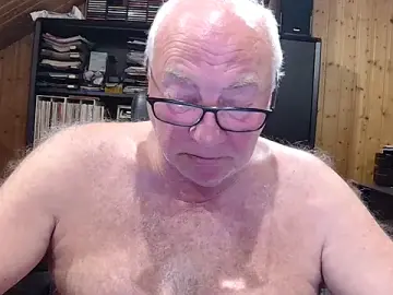 Free Porn Cam with biggandybig - Stripchat