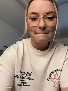 Live Porn with melanieTesss - Stripchat