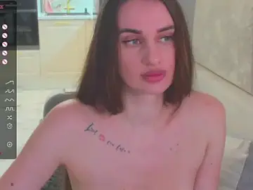 Watch Live Sex Cams with Cherry-Legenda - Stripchat