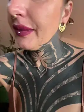 Free Porn Cam with KathaleaNoir - Stripchat