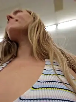 Free Live Porn with SkyelarsWorld - Stripchat