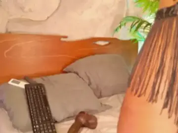 Adult Webcams with alisonn_moon - Stripchat