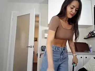 Live Porn with skarletthorne - Stripchat