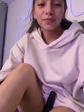 Live Porn with D-Bunnyyy - Stripchat