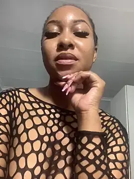 Watch Live Sex Cams with Creamy_bitchxxx - Stripchat