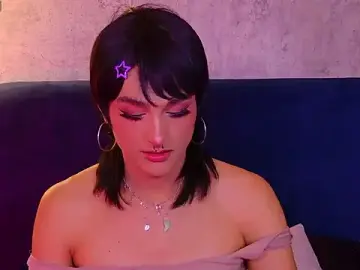 Best Webcam with Mikavelvet08 - Stripchat