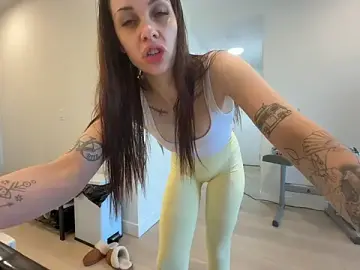 Sex Cam with NattyFierros - Stripchat