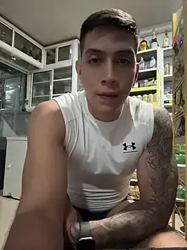 Free Live Porn with OliverWest04 - Stripchat