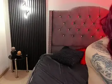 Live Sex with Scarbadgirl_ - Stripchat