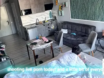 Adult Video Chat with Miley_and_Michael - Stripchat