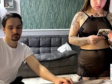 Adult Webcams with Miley_and_Michael - Stripchat