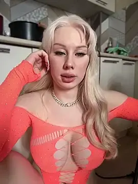 Adult Video Chat with LaraHollywood - Stripchat