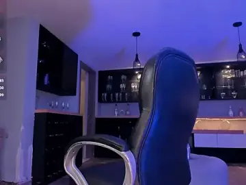 Sex Cam with SophieBarnett - Stripchat