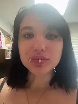 Adult Webcam with Courtneysinclair - Stripchat