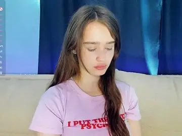 Live Sex Cam with lovelyalivia - Stripchat