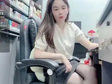 Best live sex cam show with orla2021 - Stripchat
