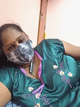 Live Sex Cam with revathisree - Stripchat