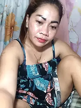 Adult Video Chat with SweetChubbyMommy_02 - Stripchat