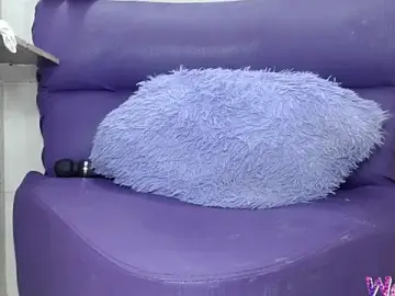 Adult Webcam with Nazlyy - Stripchat