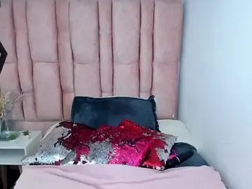Free Porn Cam with Issa_Milf__ - Stripchat