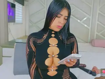 Free Porn Cam with RoseMariee_ - Stripchat