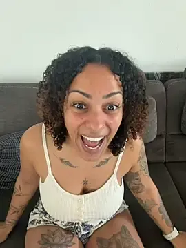 Best Webcam with SweetPetiteNoir - Stripchat