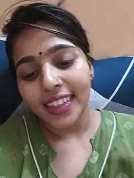 Best live sex cam show with Cute-Simmi69 - Stripchat