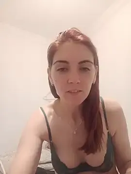 Best live sex cam show with Honeygirl08 - Stripchat