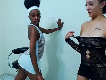 Adult Webcam with CuteBubbles13th - Stripchat