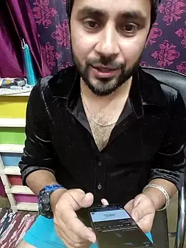 Live Sex Cam with Cute_Lucky - Stripchat