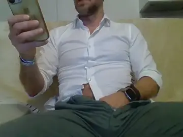 Adult Video Chat with Eroshotlicker - Stripchat