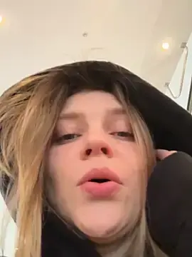 Free Porn Cam with ValenciaShock - Stripchat