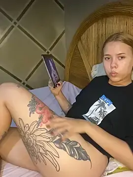 Sex Chat with coupleyys - Stripchat