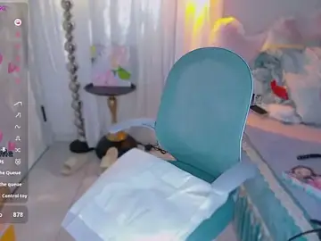 Live Porn with Lily0709 - Stripchat