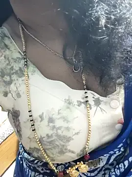 Best live sex cam show with Kannadasexywifes - Stripchat