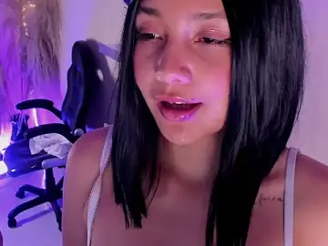 Live Sex Cam with Rosie_Jones_ - Stripchat